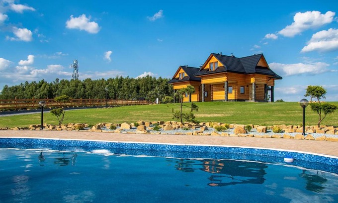 Lubenia Cabin | Experience Solankowe Zacisze: Family-Friendly Retreat with Pool