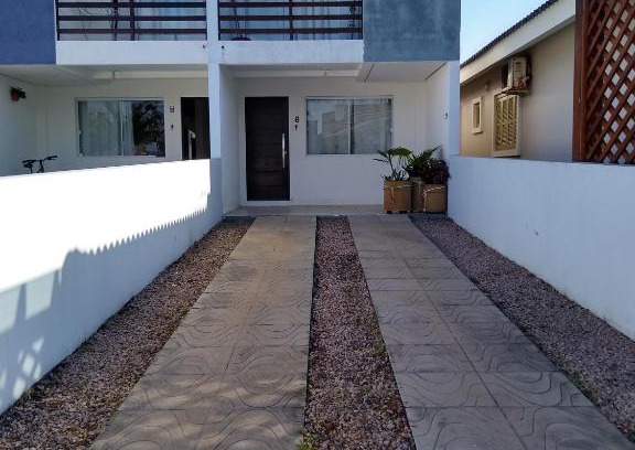 Passo de Torres House | Discover Solar Bella Torres: Ocean View & Pet-Friendly Stay