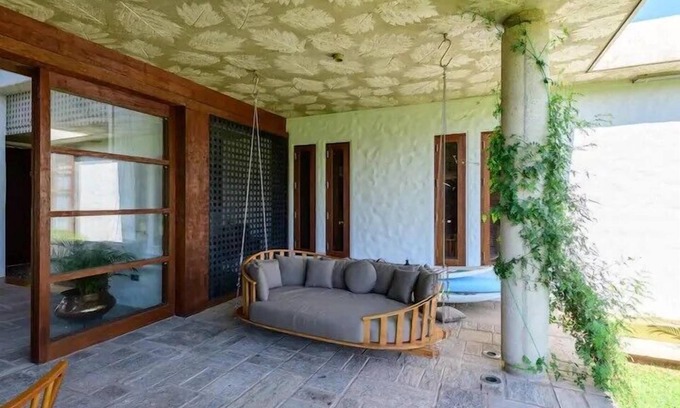 Ekala Villa | Discover Solar Crab: Family-Friendly Hotel with Pool & Breakfast