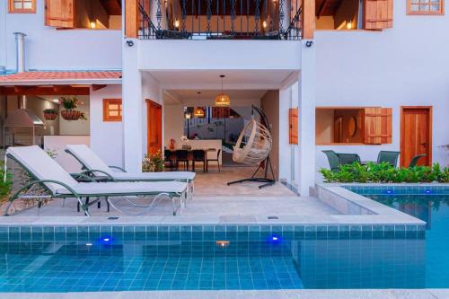 Old Town House | Discover Solar da Matutina: Relax by the Pool & Ocean View