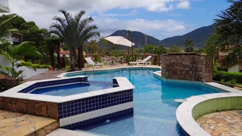 Lagoinha Ski Chalet | Oceanfront Solar do Forte Flats with Pool & Family Amenities