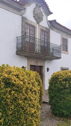 Sernancelhe House | Experience Solar dos Araújo Coutinho - Beachfront Getaway