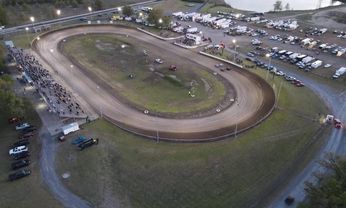 Miller City RV Rental | Experience the Solar Eclipse Festival at Benton Speedway
