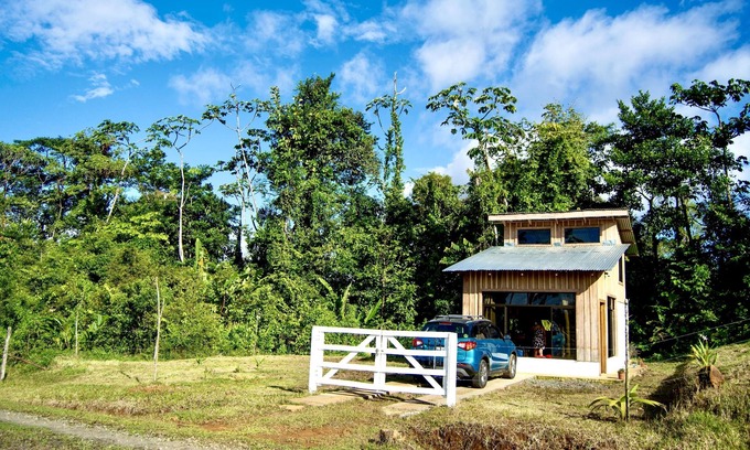 El Achiote Cabin | Solar Energy, 100% Private, Rustic Cabin, Rio Celeste