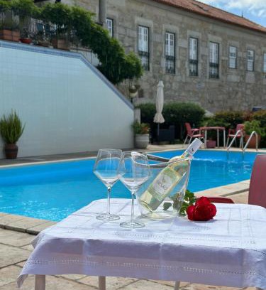 Viseu House | Relax at Solar Quinta de São Carlos with Oceanfront Views