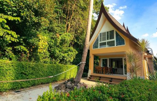 Klong Son Villa | Relax at Solario Beachfront Villa on Gorgeous Koh Chang