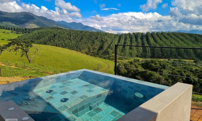 Itanhandu Villa | Exceptional Solarium Mantiqueira - Breathtaking Views Await