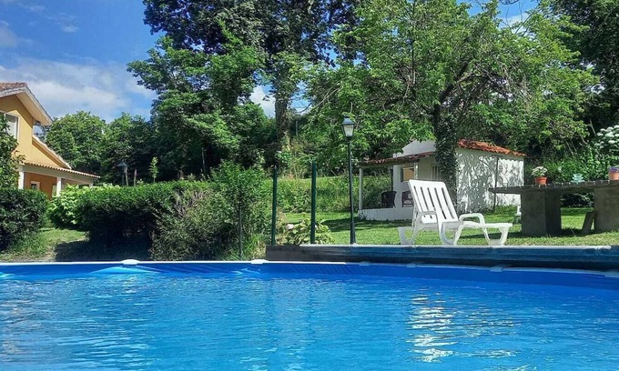 A Moreira House | Relaxing Solda House in Miñor Valley with Private Pool