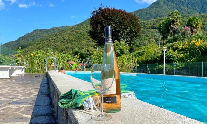 Colico Piano Apartment | Relax at Sole 4 Garten Ferienwohnung with Pool Access
