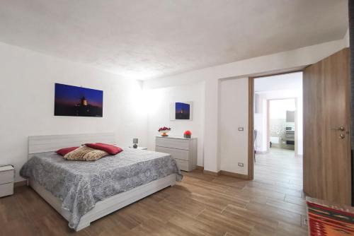 Pizzolungo Apartment | Cozy Sole di Sicilia with Ocean View & Family-Friendly Vibe