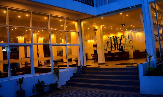 Tangalle Hotel | Relax at Sole Luna Resort & Spa: Rated 9/10 with Pool & Spa
