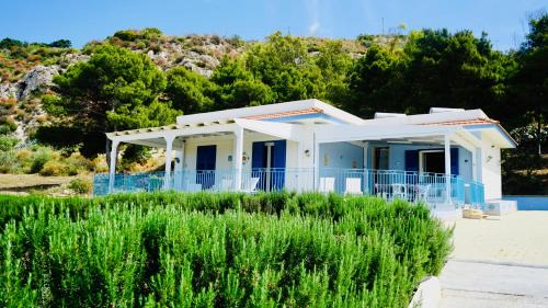 Licata House | Experience Sole Mare - Casa Vacanze with Oceanfront Views