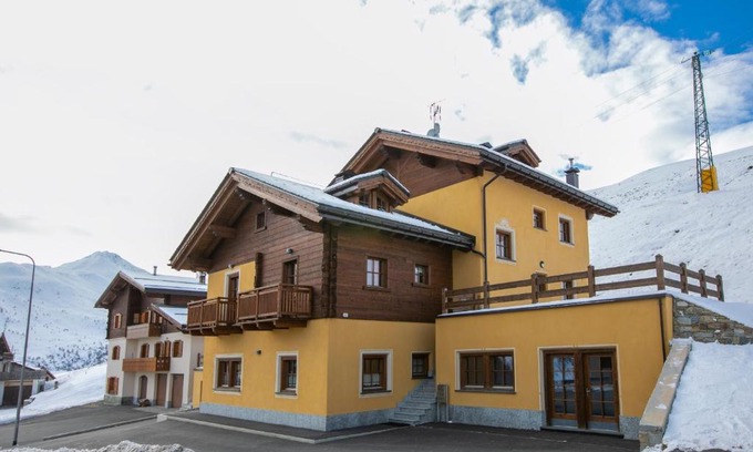 Sant'Anna Apartment | Premier Ski-In, Ski-Out Experience at Sole Mt 50 Rentals