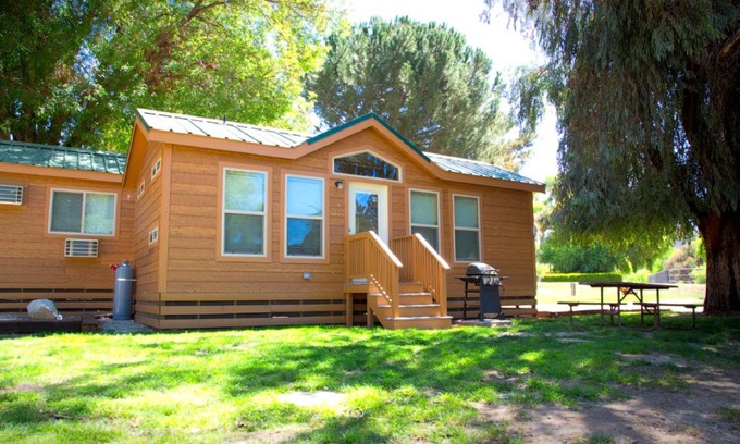 Acton Resort | Pet-Friendly Soledad Canyon Cottage with Pool & Great Reviews