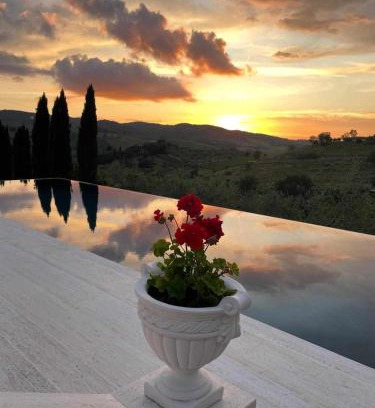 Greve in Chianti Bed & Breakfast | Relax at Soleevino: Adults Only B&B with Ocean Views