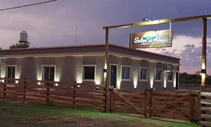Colon Cabin | Guest Rated 9.5: Family-Friendly Soles de Alicia with Pool