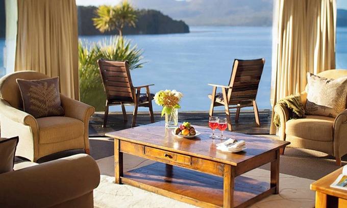 Lake Tarawera Cabin | Experience Serenity at Solitaire Lodge - 5 Star Retreat