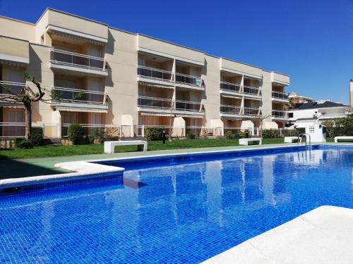 Xeraco Beach Apartment | Family-Friendly Solmar II with Pool & Oceanfront Views