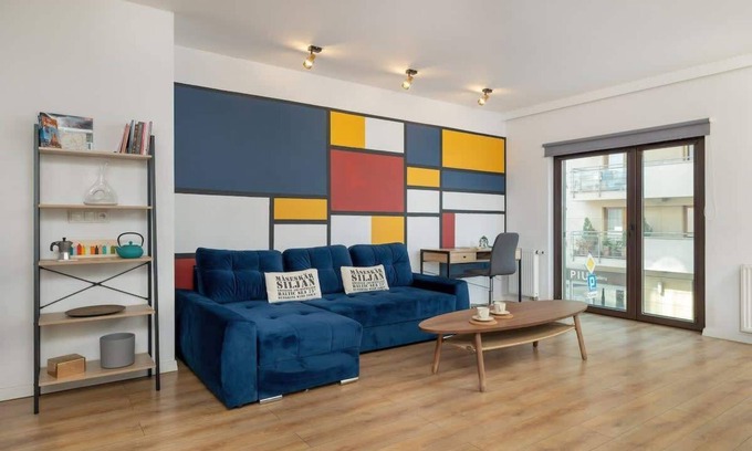 Stare Podgorze Apartment | Stylish Kraków Apartment with Balcony & Pet-Friendly Amenities
