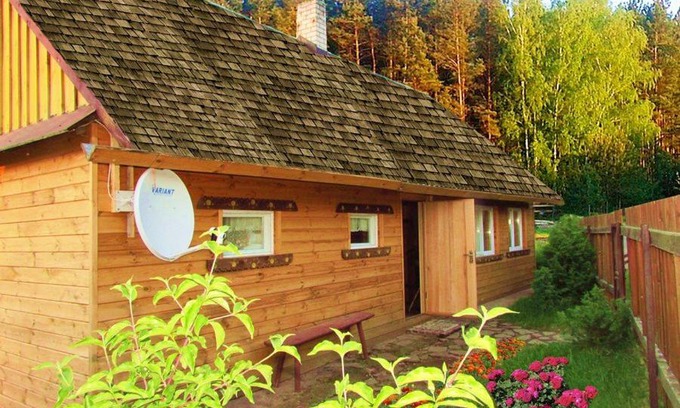 Brest Region House | Pet-Friendly Retreat at Solnechny Domik v Khvoyanovke
