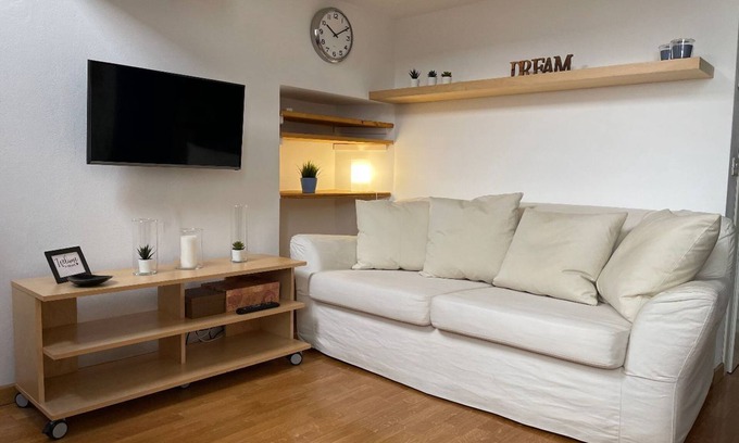 Guastalla Apartment | Welcome to Solution Home: Pet & Child-Friendly Oasis