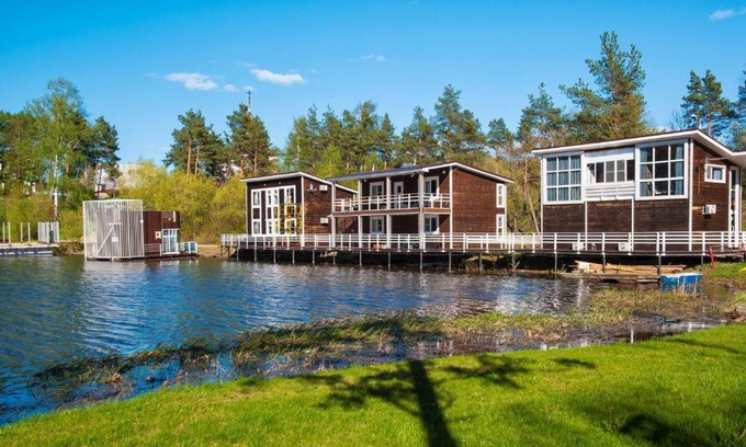 Nekrasovskoye Hotel | Enjoy a Relaxing Stay at Solyanoy Ostrov with Hot Tub