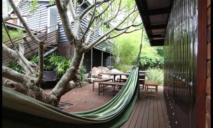 Somerset Dam House | Experience Somerhouse: Family-Friendly Stay in Somerset Dam