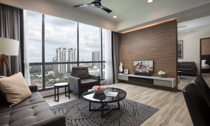 SS 2 Apartment | Elegant Somerset Damansara Uptown with Pool & Spa Access