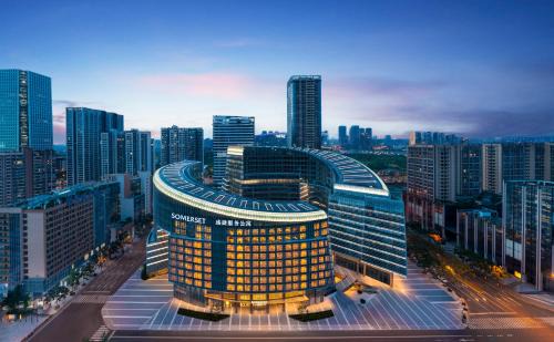 Gaoxin Apartment | Exceptional Somerset Gaoxin Chengdu: Pool & Hot Tub Access
