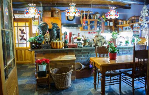 Graaff-Reinet House | Discover Somerset Stables: 4-Star Stay with 9.2/10 Rating