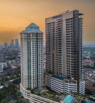 Jakarta Apartment | Elegant Somerset Sudirman Jakarta with Pool & Hot Tub