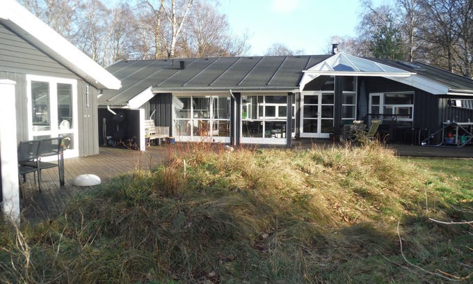 Grena Strand House | Idyllic Sommerhus Grenaa Strand: Nature, Spa & Beach Escape