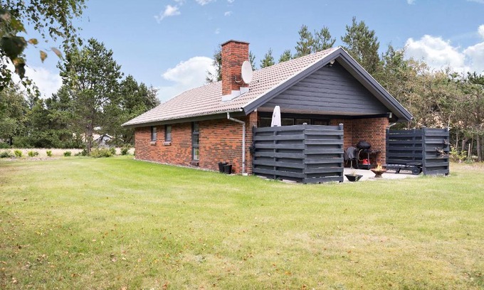 Sønder Nissum House | Cozy Sommerhus with Ocean View & Pet-Friendly Amenities