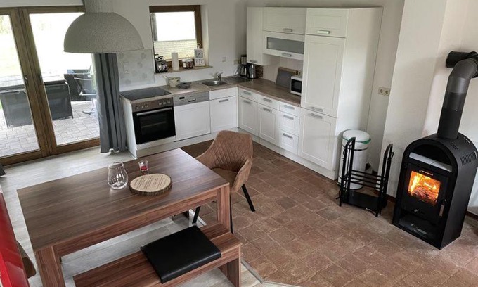 Kolonie Apartment | Discover Sommersprosse: Pet & Child Friendly Haven