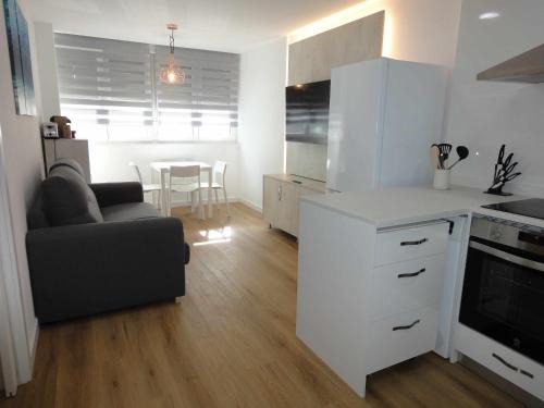 Somo Apartment | Beachfront Somo: Family-Friendly with Ocean Views