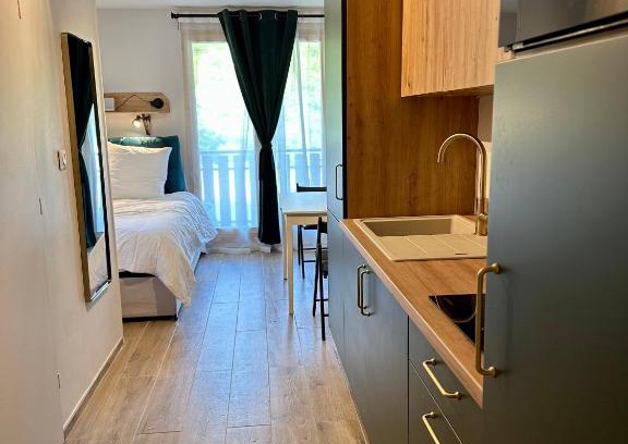 Bernex Apartment | Cozy Studio in Bernex - Guest Rated 9/10
