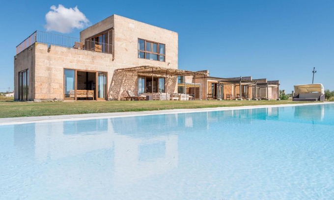 Campos Villa | Discover Son Coranta: 4-Star Luxury with Family-Friendly Pool