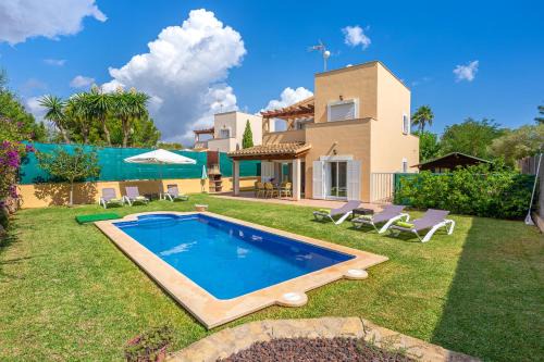 Cala Murada House | Discover Son Ganxo II: A 4-Star Family Retreat with Pool