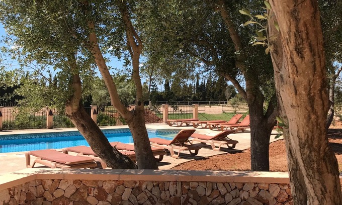 Felanitx House | Son Menut: Family-Friendly Retreat with Pool & Spa