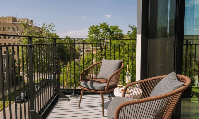 Jefferson Park Apartment | Inviting Sonder at Skyline | Two-Bedroom Apartment with Balcony