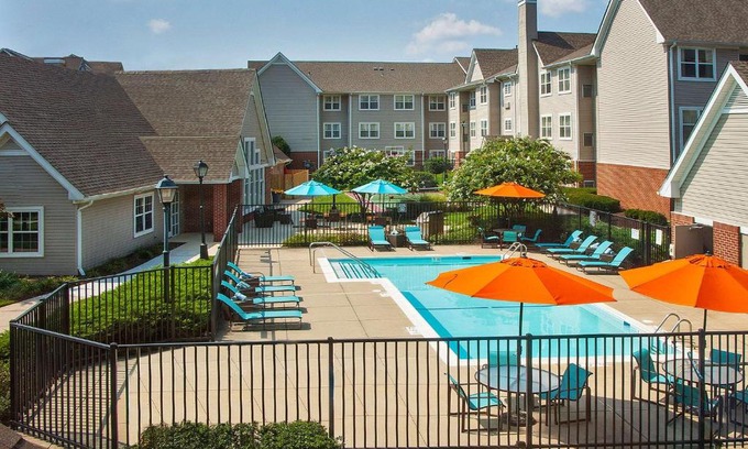 Linthicum Heights Hotel | Explore Sonesta ES Suites Baltimore BWI Airport Stay