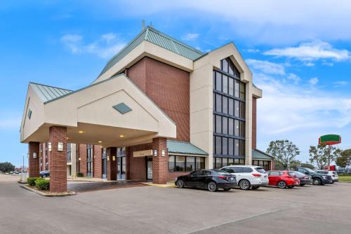 Southeast Houston Hotel | Convenient Stay at Sonesta Essential Houston Hobby Airport