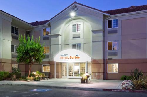 Santa Clara Hotel | Budget-Friendly Sonesta Simply Suites in Silicon Valley