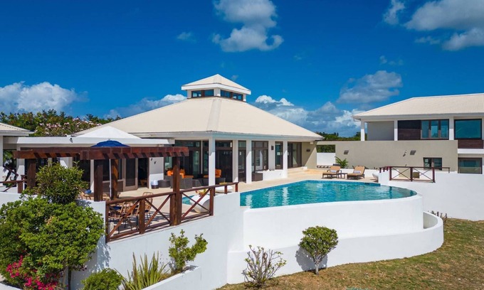 Rendezvous Bay House | Songbird Villa: Oceanfront 4BR Retreat with Private Pool