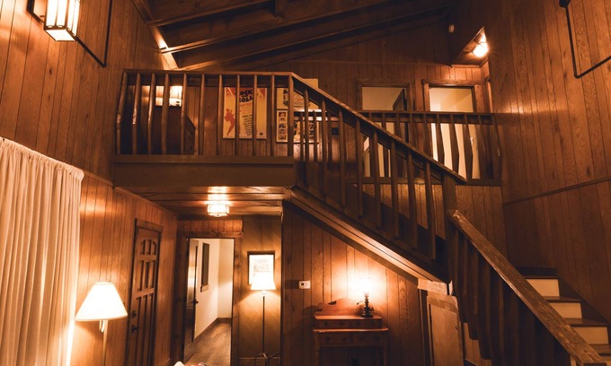 Lebanon House | Discover Songwriter’s Country Retreat - Guest Rated 10/10