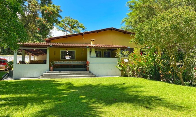 Praia Grande House | Family-Friendly Sonho Meu Ilhabela - Steps from Praia do Julião