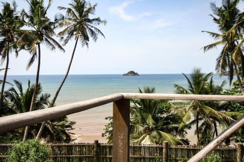Santana Bed & Breakfast | Pet-Friendly Oceanfront Escape at Sonho Non