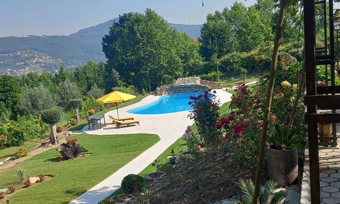 Ribeira de Pena House | Sonho Verde: Ideal Two Bedroom House with Private Pool
