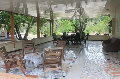 Zanderij House | Discover Sonja's Guesthouse: Pet-Friendly and Accessible Stay