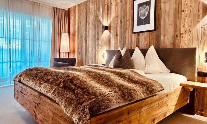 Bichlbach Apartment | Experience Sonn-Alm Chalet-Apartments with Ocean Views